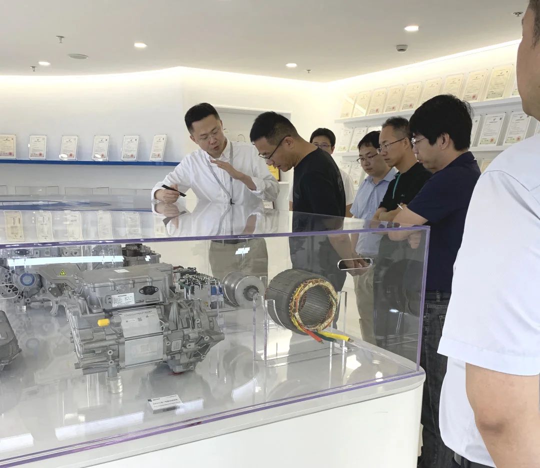 /information/images/2025/10/20/53f2ebd0a7e88518bc52fa27886f63cc.jpg 格雷博3.jpg
