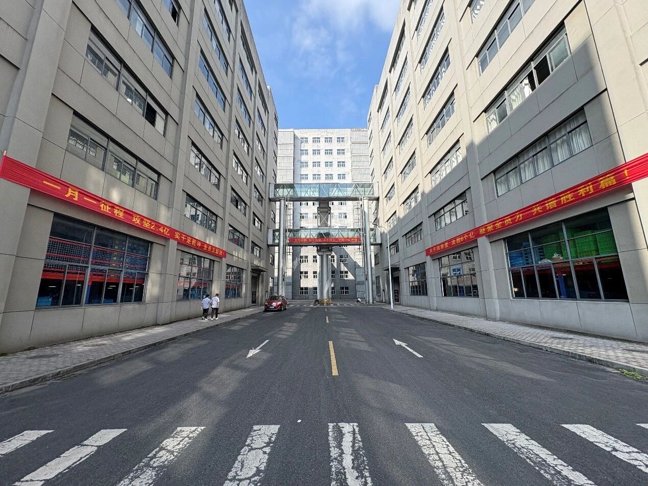 昌辉汽车1.jpg