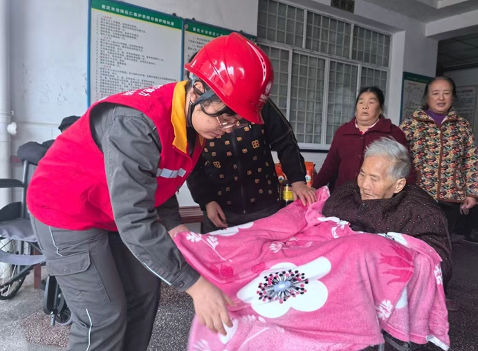 /information/images/2025/11/03/0b5c4eef36aec9bc1cd7473e94e0e826.png 微信图片_20251103210957.png