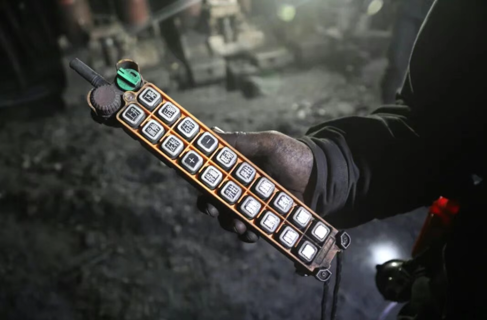 /information/images/2025/12/04/b880220ff39ee0f8cf38c835e27549df.png 微信图片_20251204092517.png